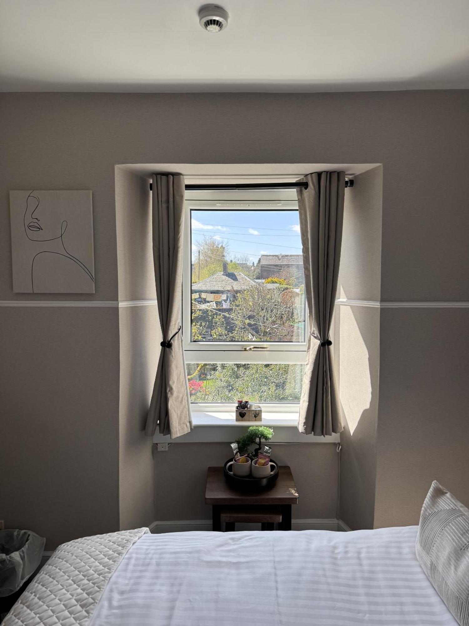 The Glendevon Hotel Auchterarder Δωμάτιο φωτογραφία