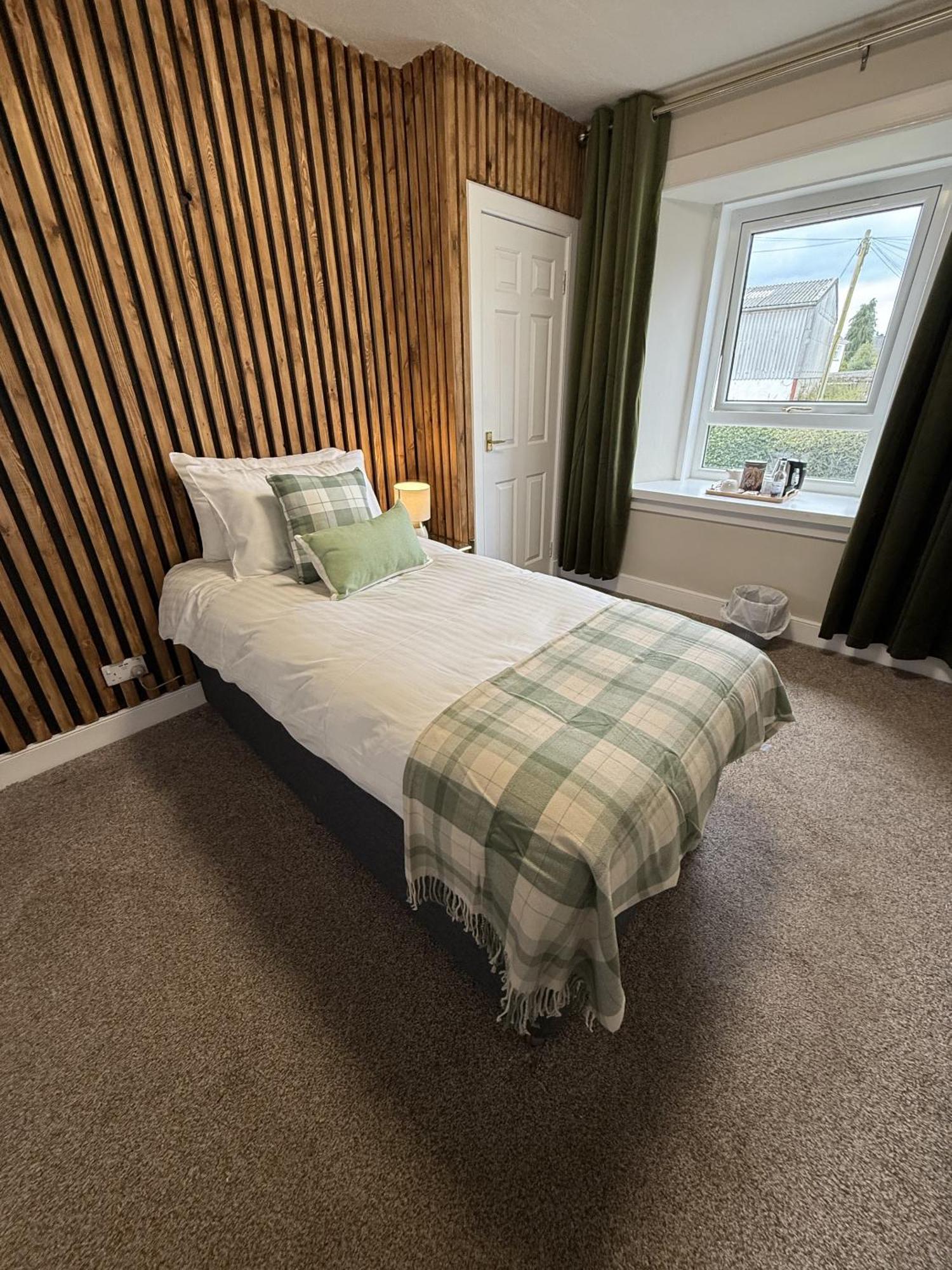 The Glendevon Hotel Auchterarder Δωμάτιο φωτογραφία
